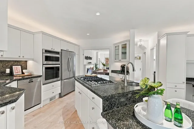 266 Briar Hill Ave, Toronto 3