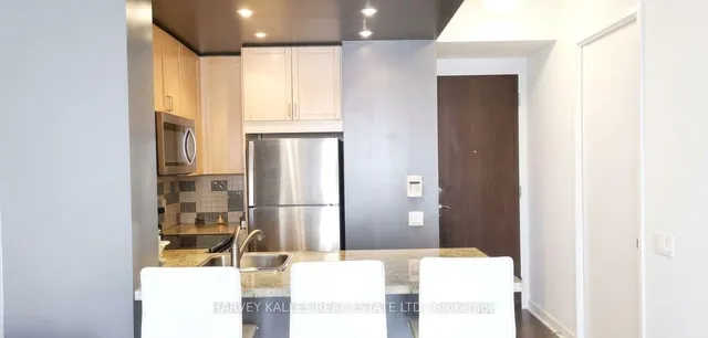 85 Bloor St #1603, Toronto 4