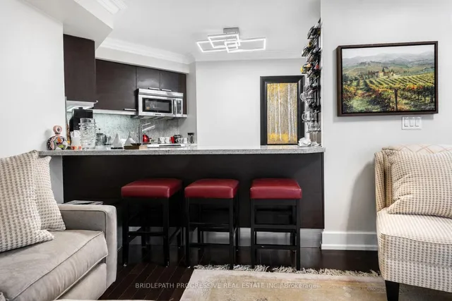 650 Sheppard Ave #307, Toronto 4