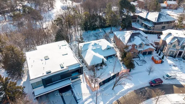 11 Montressor Dr, Toronto 3