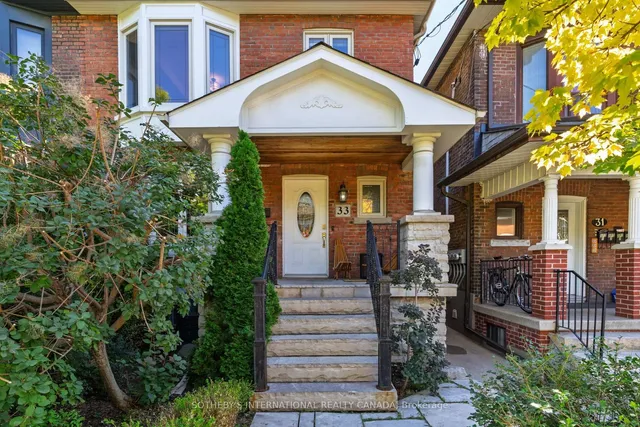33 Beatrice St, Toronto 2