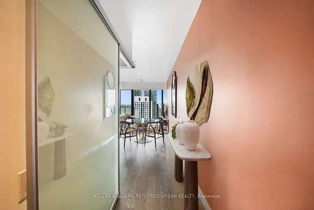 161 Roehampton Ave #4102, Toronto 5