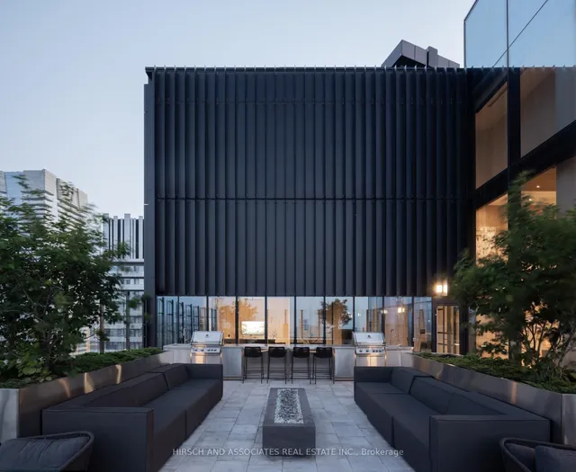 55 Charles St #1103, Toronto 4