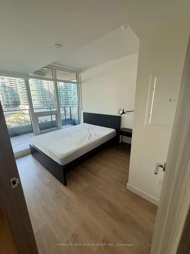 1 Concord Cityplace Way #502, Toronto 2