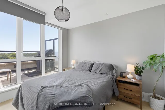 25 Malcolm Rd #606, Toronto 3