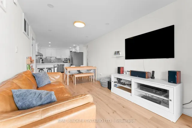 99 Cameron St #502, Toronto 5
