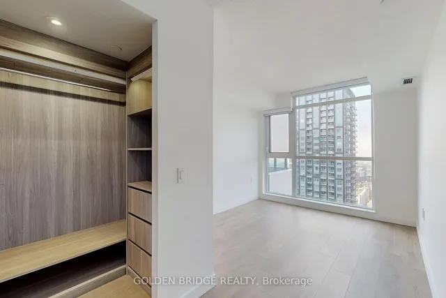 38 Widmer St #4811, Toronto 3