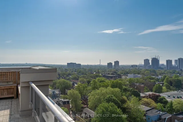 225 Wellesley St #313, Toronto 5