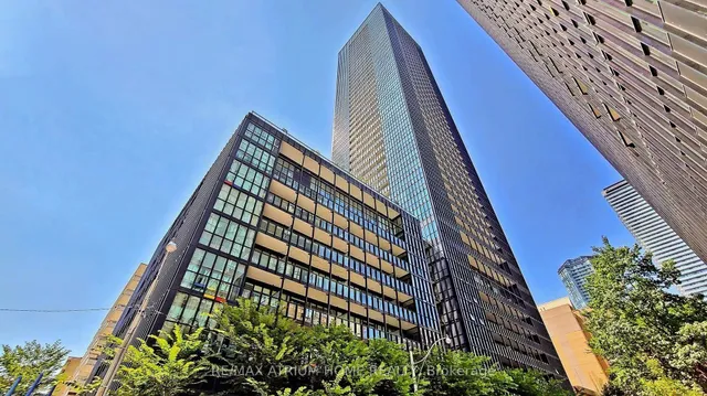 101 Charles St #4510, Toronto 3