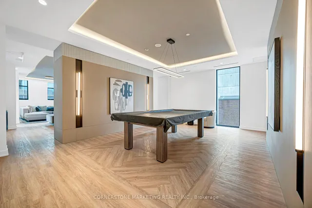100 Queen St #2910, Toronto 5