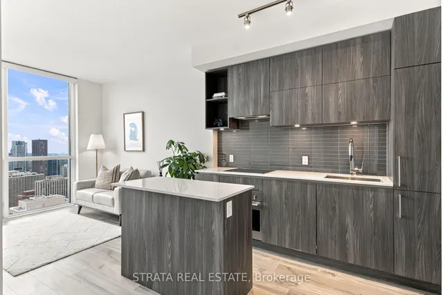 1 Yorkville Ave Ave #4610, Toronto 5