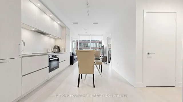 35 Mercer St #3011, Toronto 4