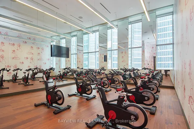 10 York St #4110, Toronto 4