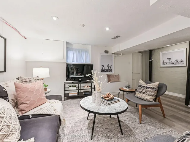 627 Dupont St, Toronto 5