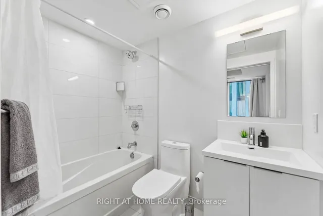 121 St Patrick St #416, Toronto 4