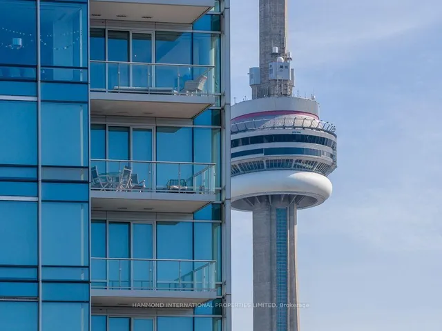 180 University Ave #5803, Toronto 3