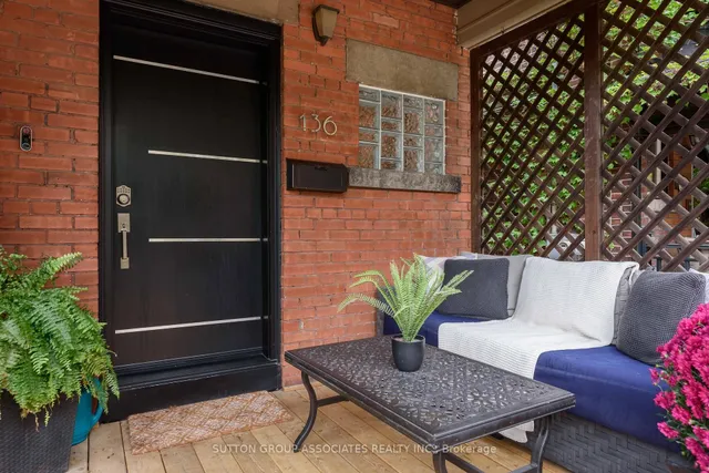136 Arlington Ave, Toronto 5