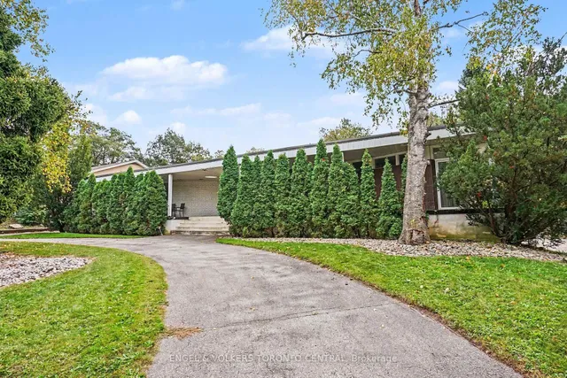 11 Suncrest Dr, Toronto 2