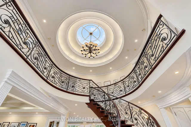28 Tally Lane, Toronto 4