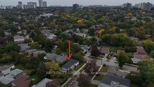 1 Lesgay Cres, Toronto
