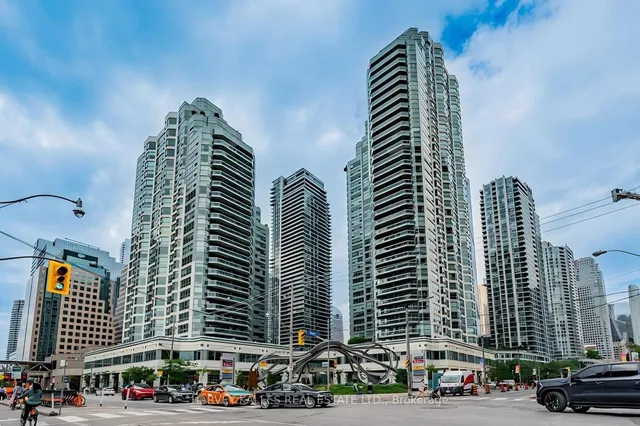 10 Yonge St #705, Toronto 2