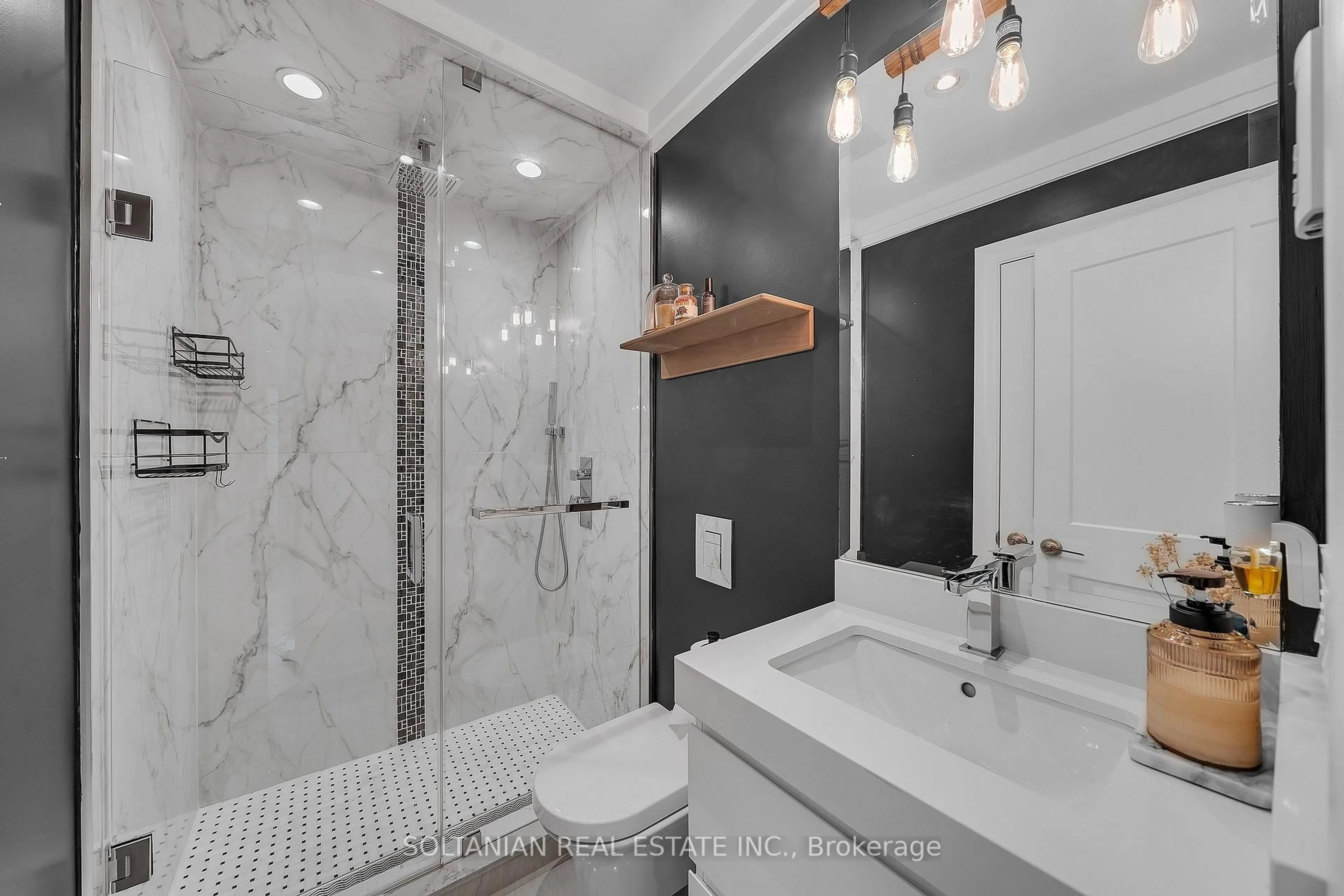 trreb/IMG-C13848318_3d86bd77-e2e4-469e-a5c3-3c46fa7caaf2-l.jpg