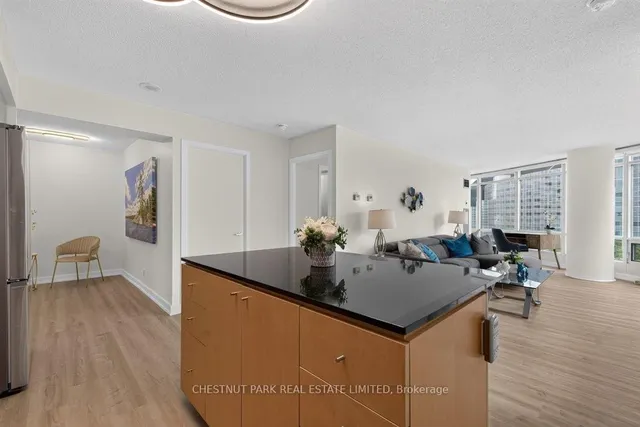 361 Front St #1105, Toronto 4