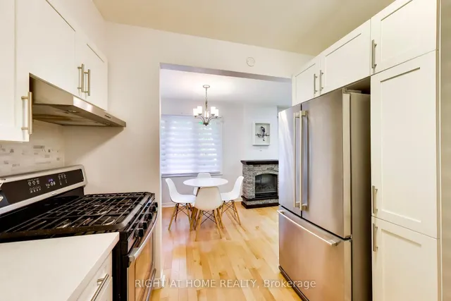 46 Three Valleys Dr #3, Toronto 3