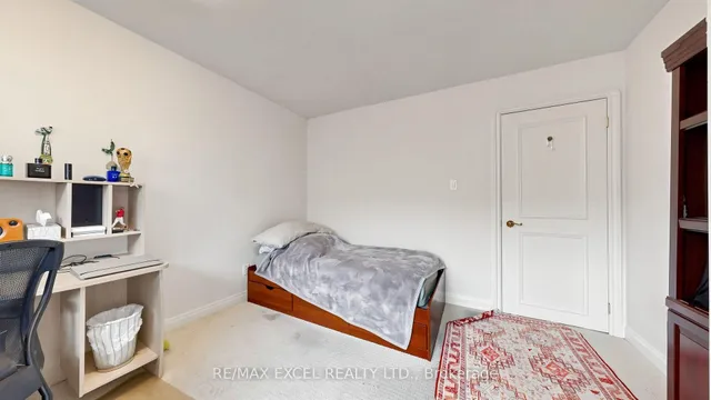 131 Burbank Dr, Toronto 2