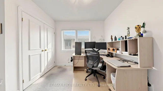 131 Burbank Dr, Toronto