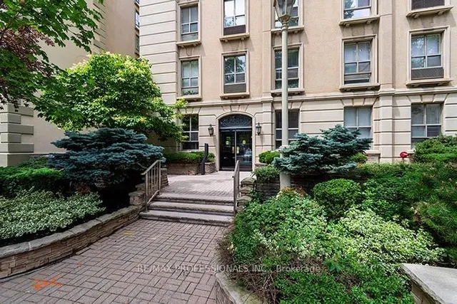88 Charles St #702, Toronto 2
