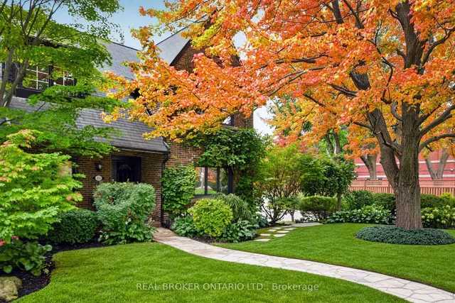 69 Chaplin Cres, Toronto 2
