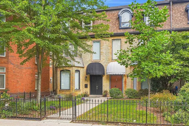 10 Earl St, Toronto 2