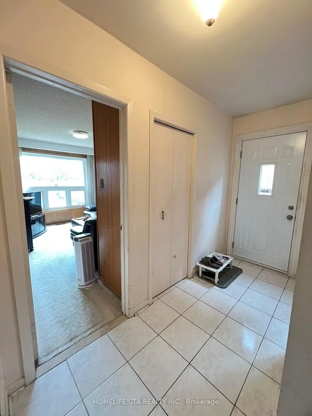 70 Tanjoe Cres, Toronto 2