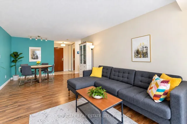 35 Merton St #211, Toronto 5