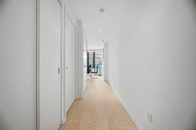 60 Colborne St #1407, Toronto 5