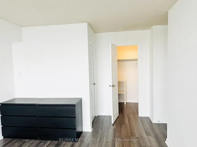80 Antibes Dr #1207, Toronto 3