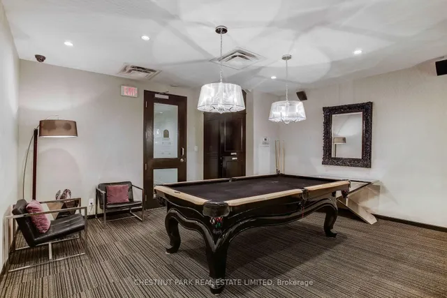 510 King St #330, Toronto 2