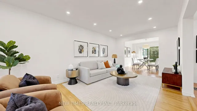 4 Ashstead Pl, Toronto 4