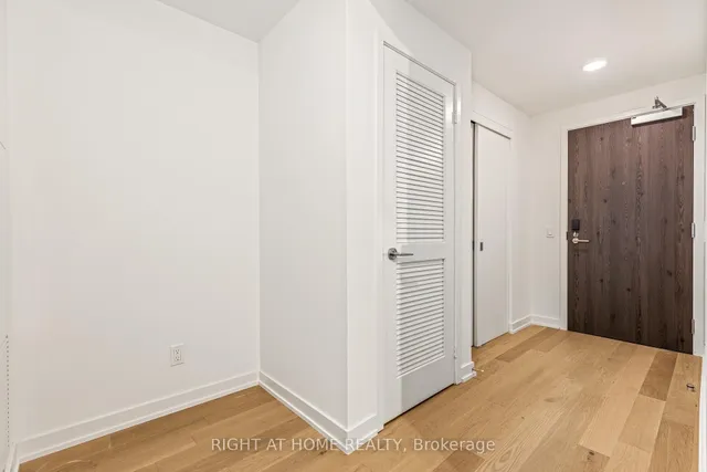 25 richmond St #315, Toronto 5