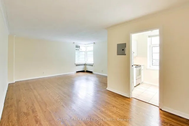 717 Eglinton Ave #103, Toronto 2