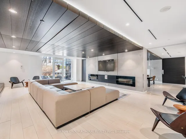 170 Sumach St #907, Toronto 4