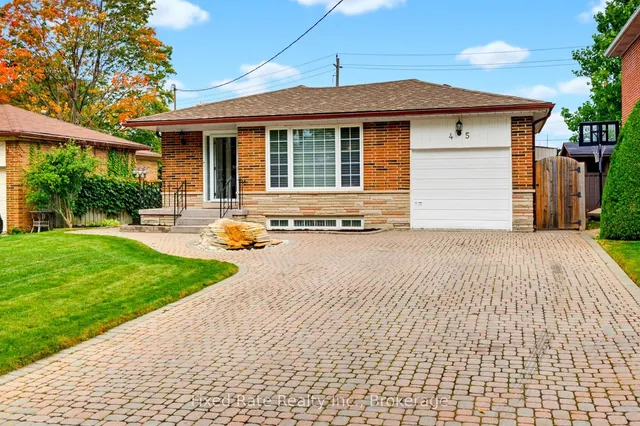 45 Waddington Cres, Toronto 3