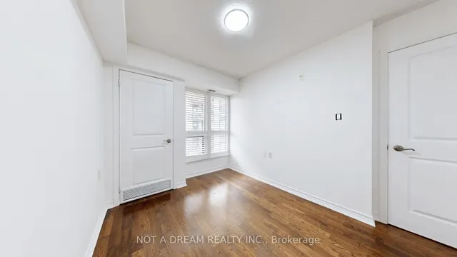 872 Sheppard Ave #416, Toronto 3