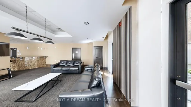 872 Sheppard Ave #416, Toronto 4