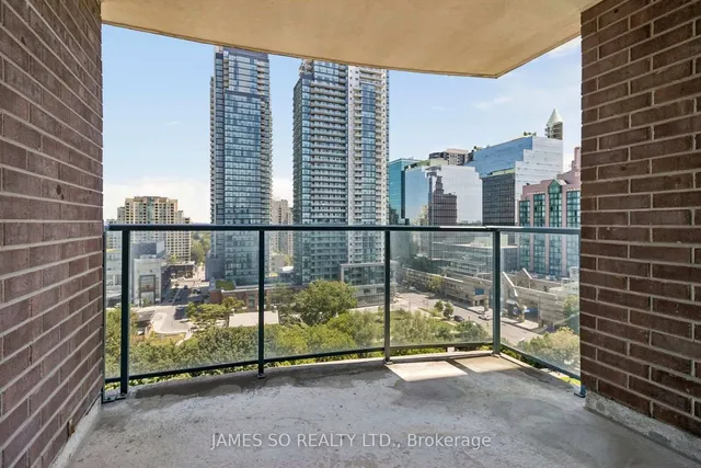 233 Beecroft Rd #1625, Toronto 5