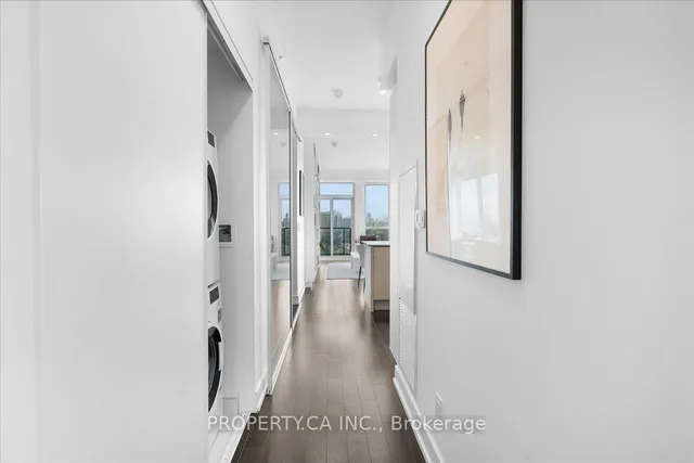 181 Bedford Rd #2204, Toronto 4
