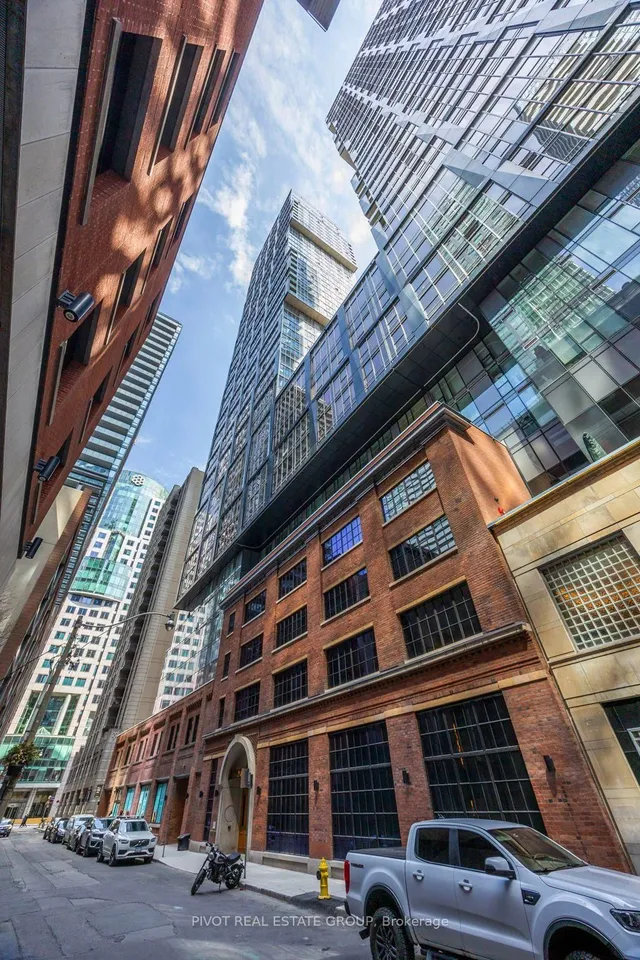 15 Mercer St #1206, Toronto 2