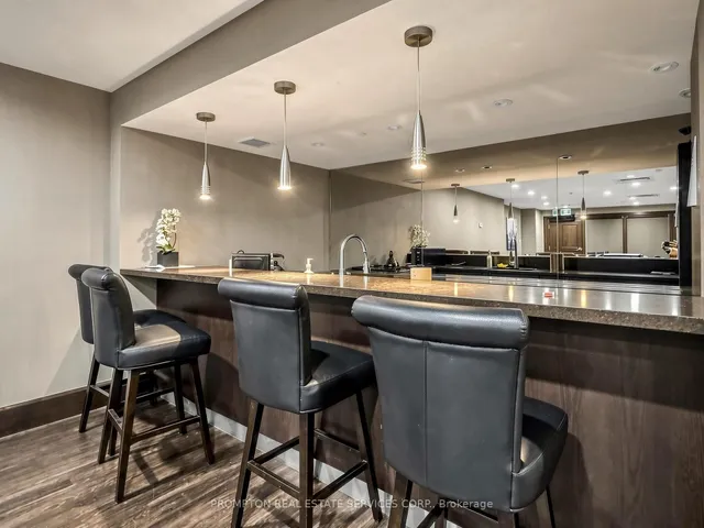 30 Greenfield Ave #1211, Toronto 4