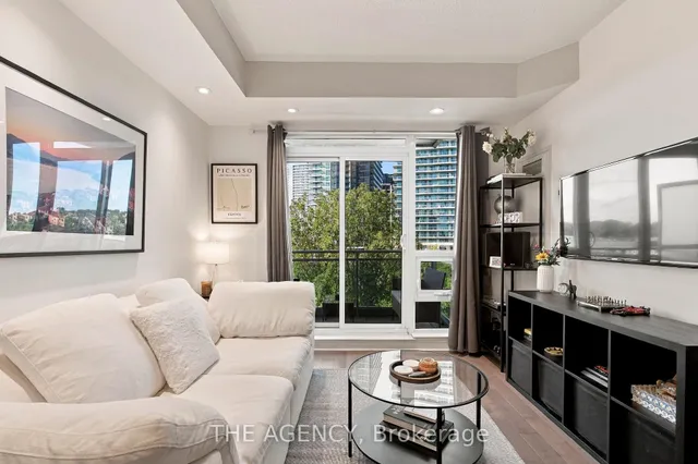 2756 Old Leslie St #506, Toronto 5